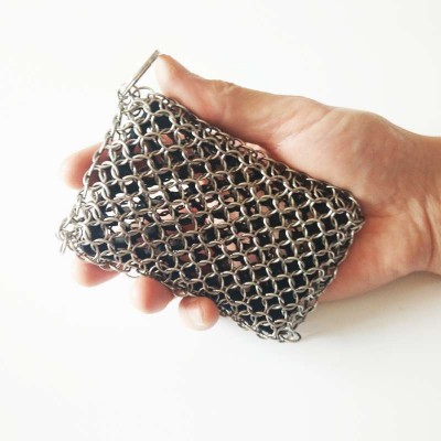 Black Color Chainmail Scrubber for lodge cast iron skillet